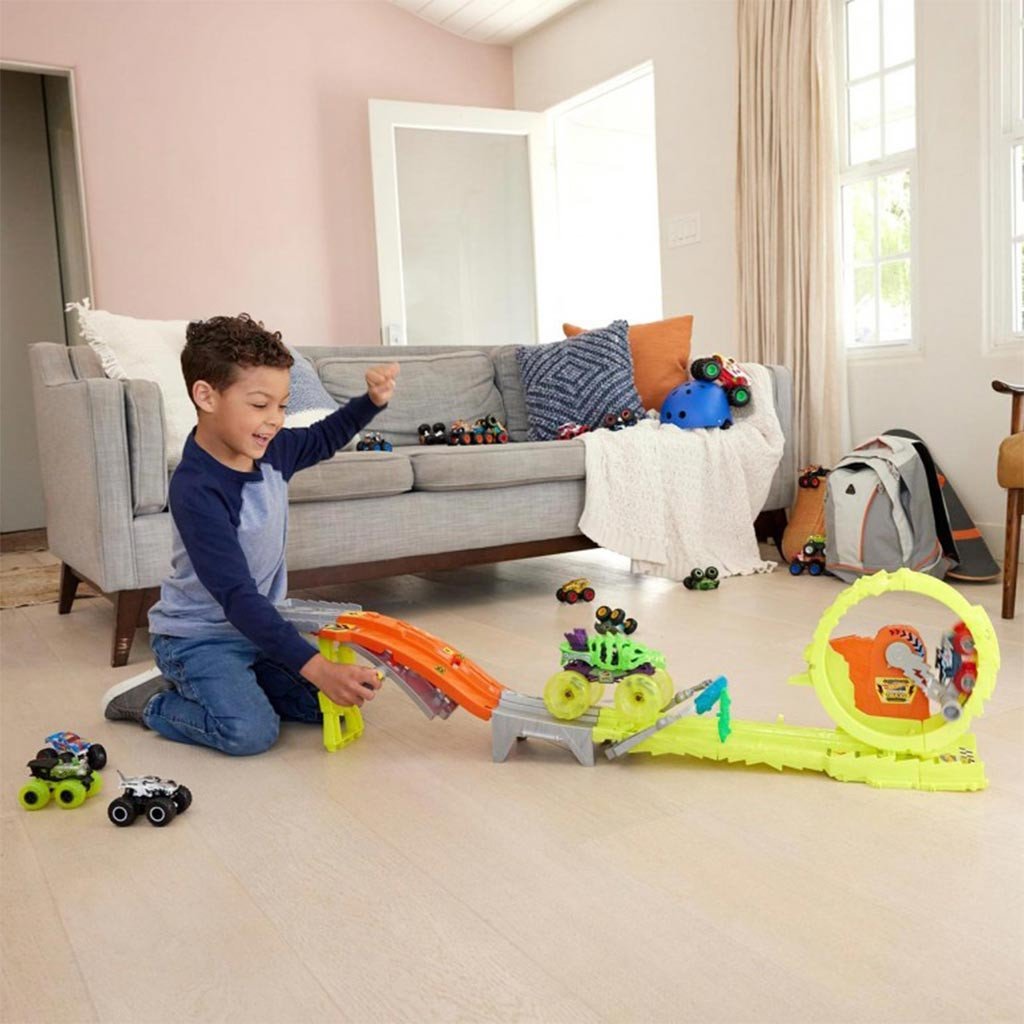 Hot Wheels Monster Trucks: Power Smasher Hajsza pályaszett - Image 3